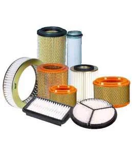 Oil and air filters in different sizes
